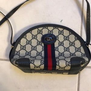 Fake Gucci bag